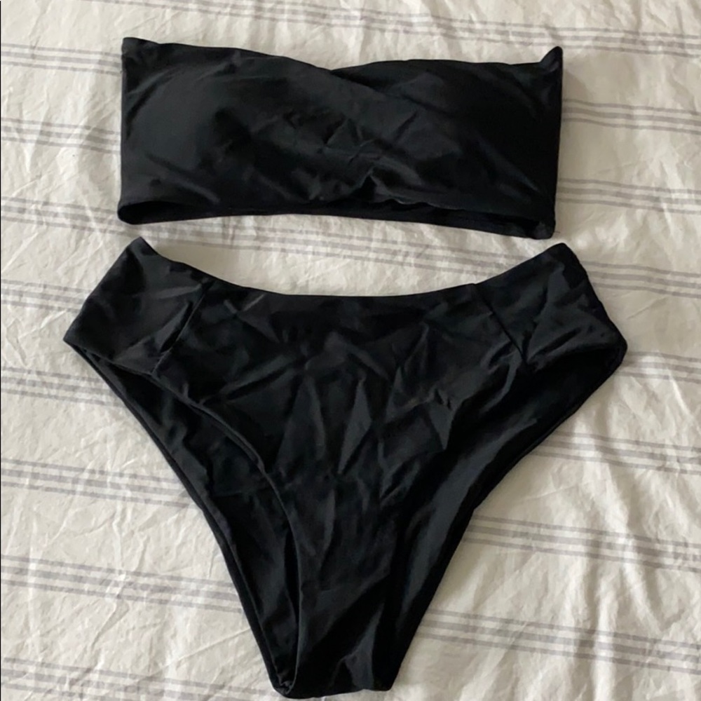 Black high-waisted bikini